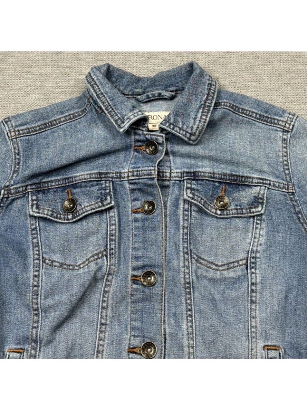 Merona Jean Jacket Womens Size XS Blue Denim Button Up Collared 4 Pockets Casual - Picture 7 of 13